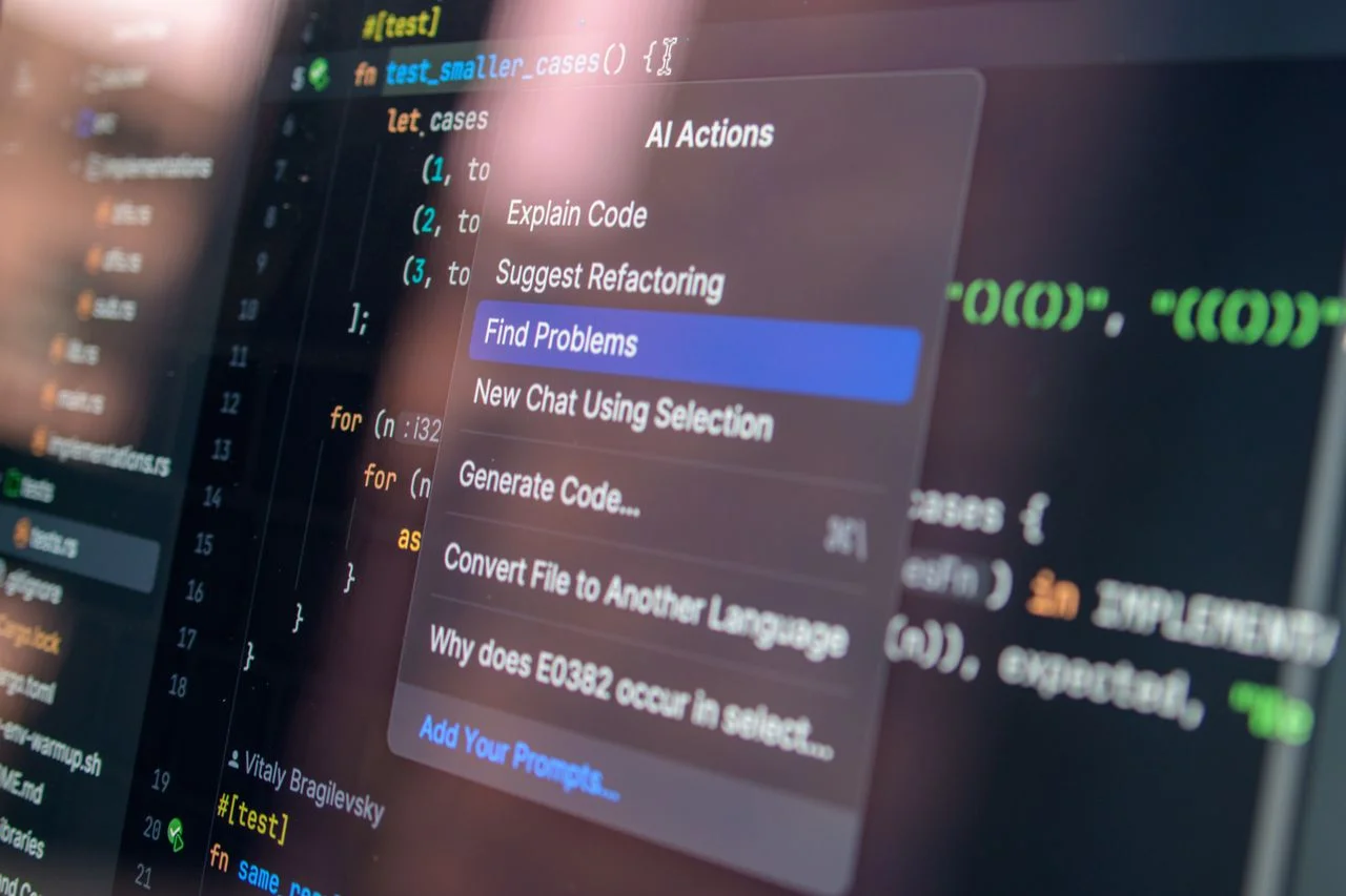 Code op een scherm met programmeerfuncties